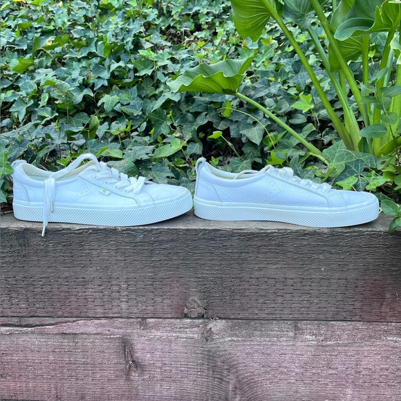 Cariuma "OCA" pebbled leather sneakers - size 9 - Picture 5 of 8